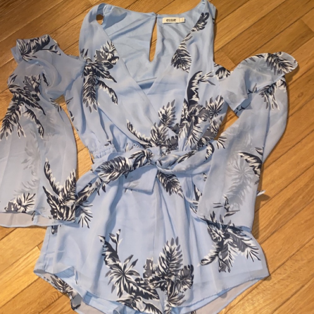 Blue and white flowered romper